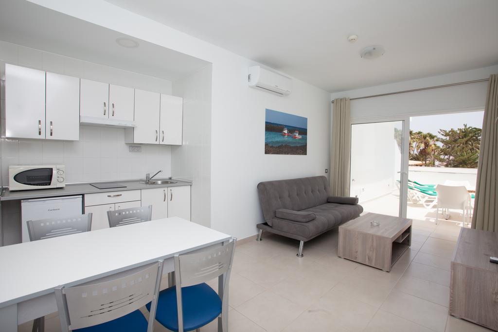 Tao Caleta Playa Apartment Corralejo Exterior photo